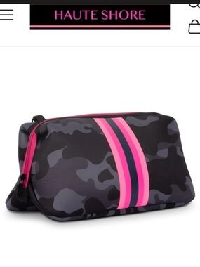 New HAUTE SHORE Kyle Epic Neoprene Camo Toiletry Cosmetics Bag w Pink Stripes